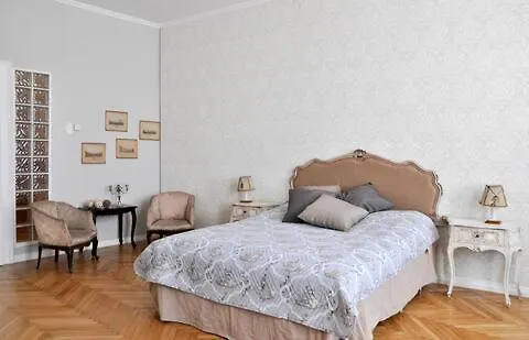 Shabby Chic 부다페스트